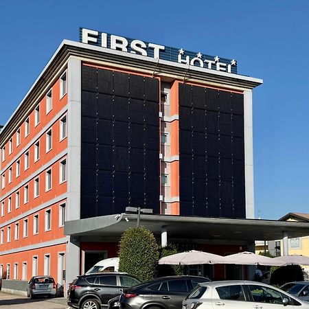 First Hotel Malpensa Case Nuove  Exterior photo