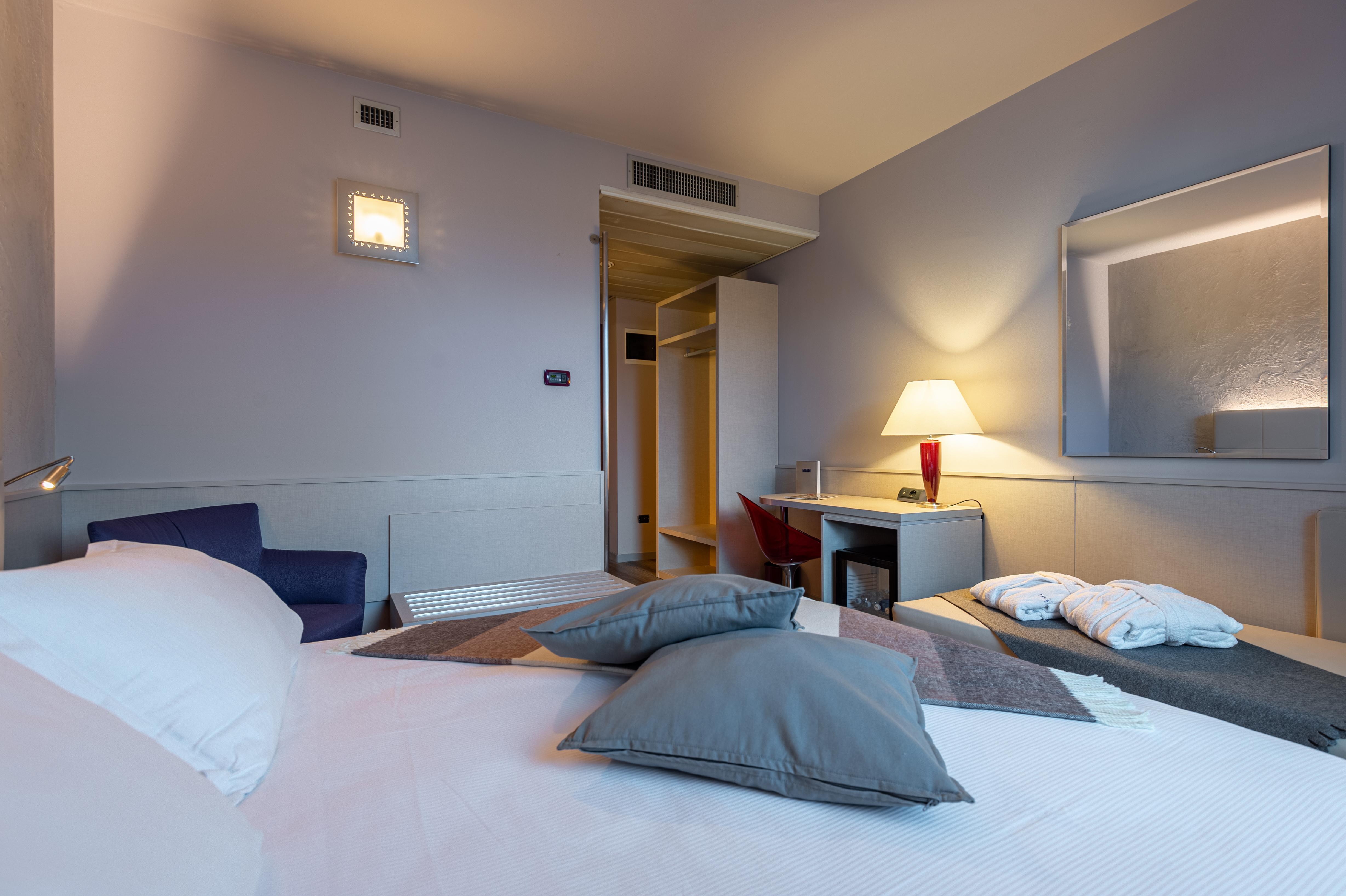 First Hotel Malpensa Case Nuove  Exterior photo