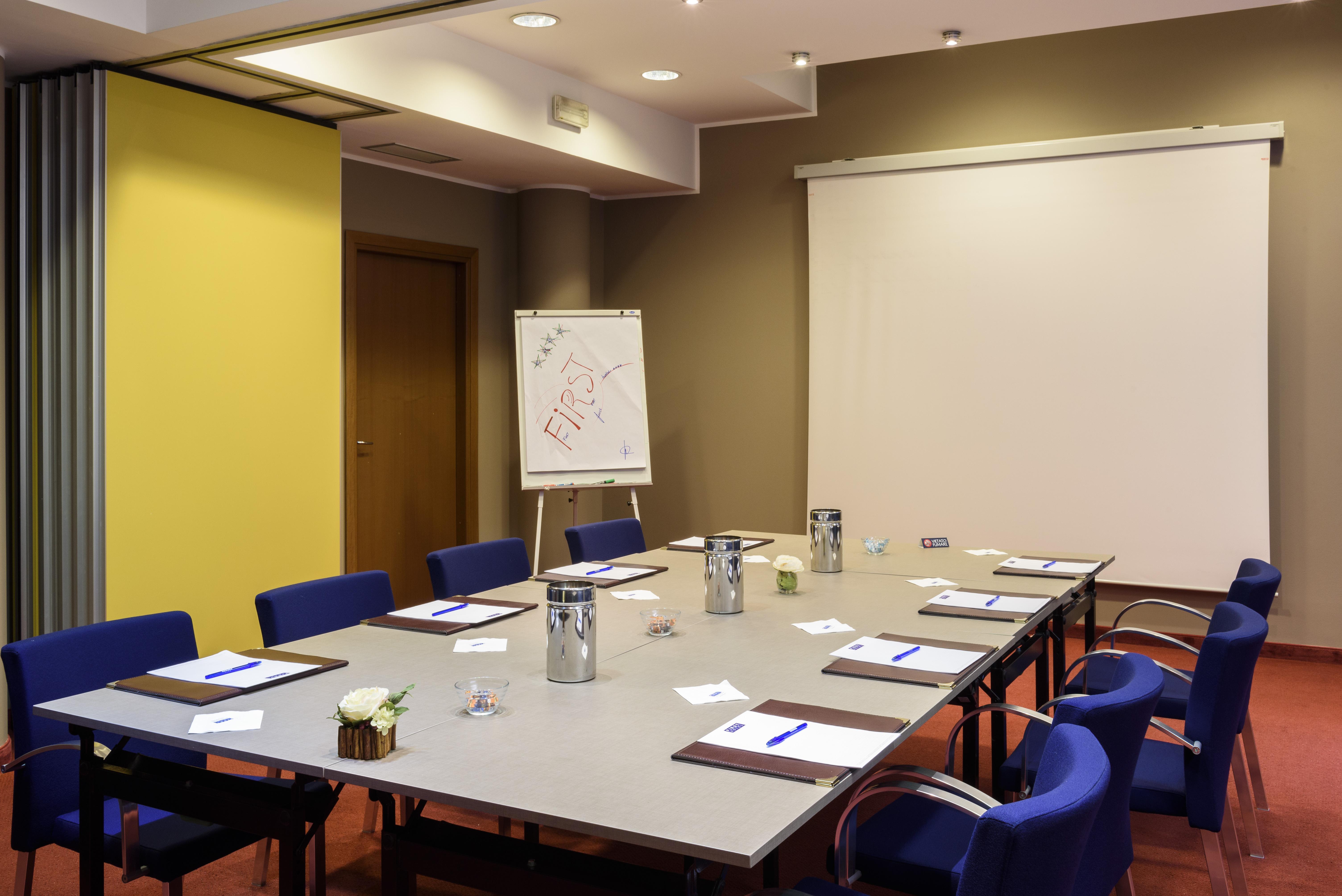 First Hotel Malpensa Case Nuove  Exterior photo
