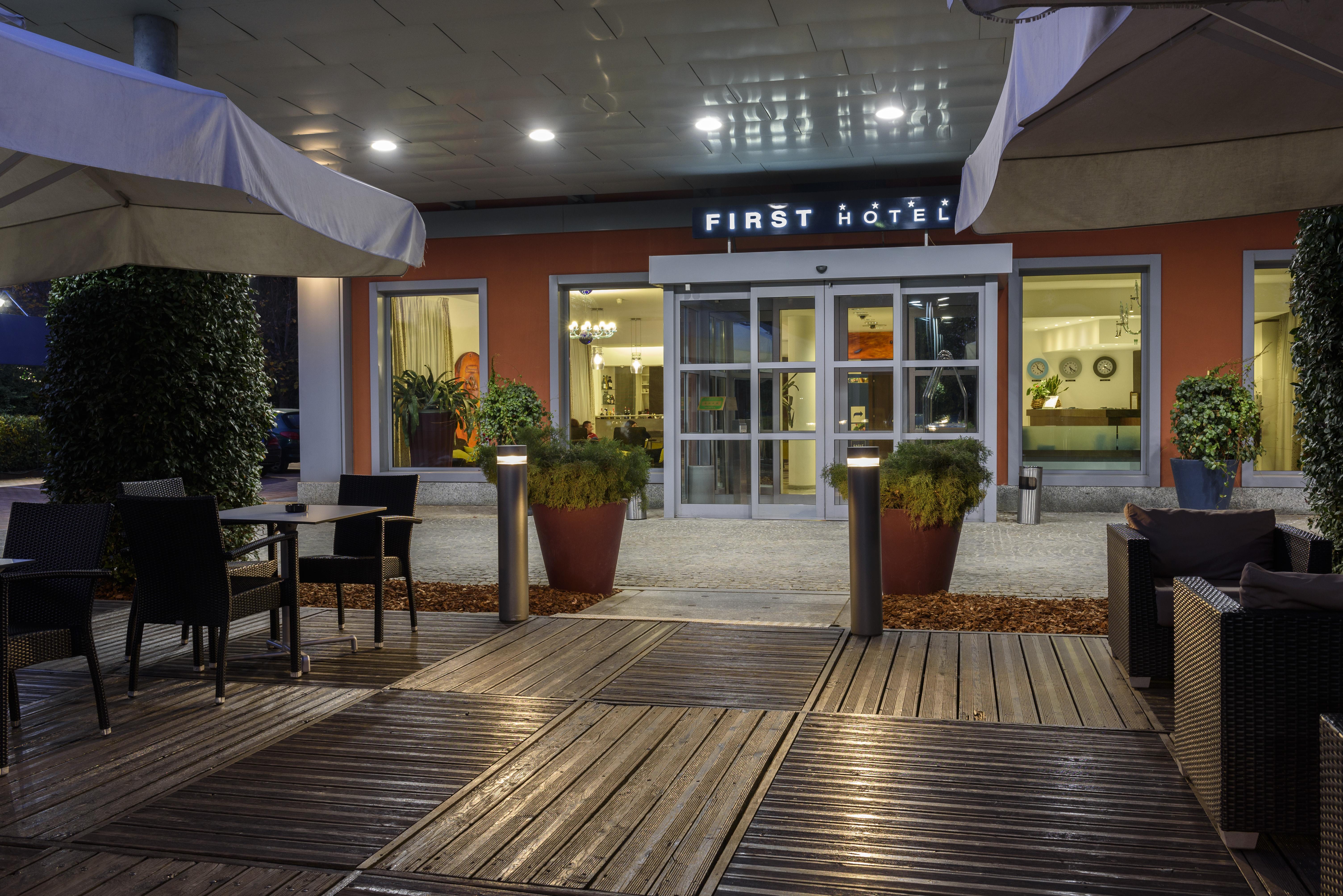 First Hotel Malpensa Case Nuove  Exterior photo