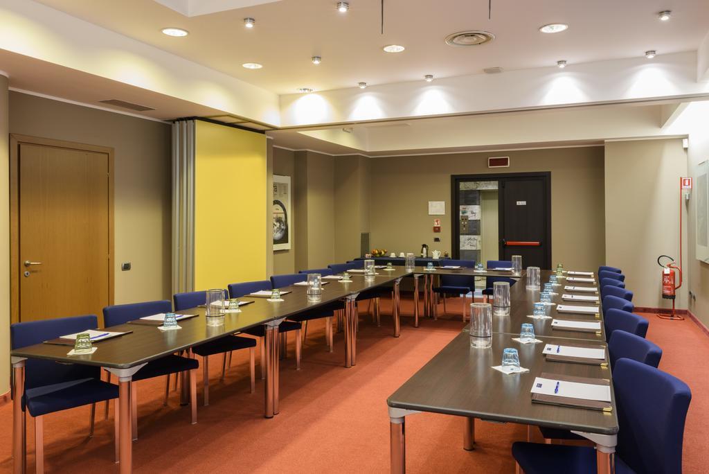 First Hotel Malpensa Case Nuove  Exterior photo
