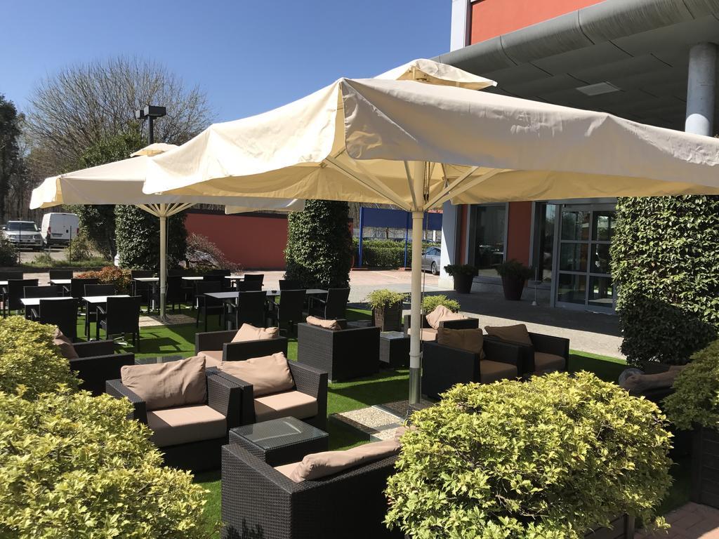 First Hotel Malpensa Case Nuove  Exterior photo