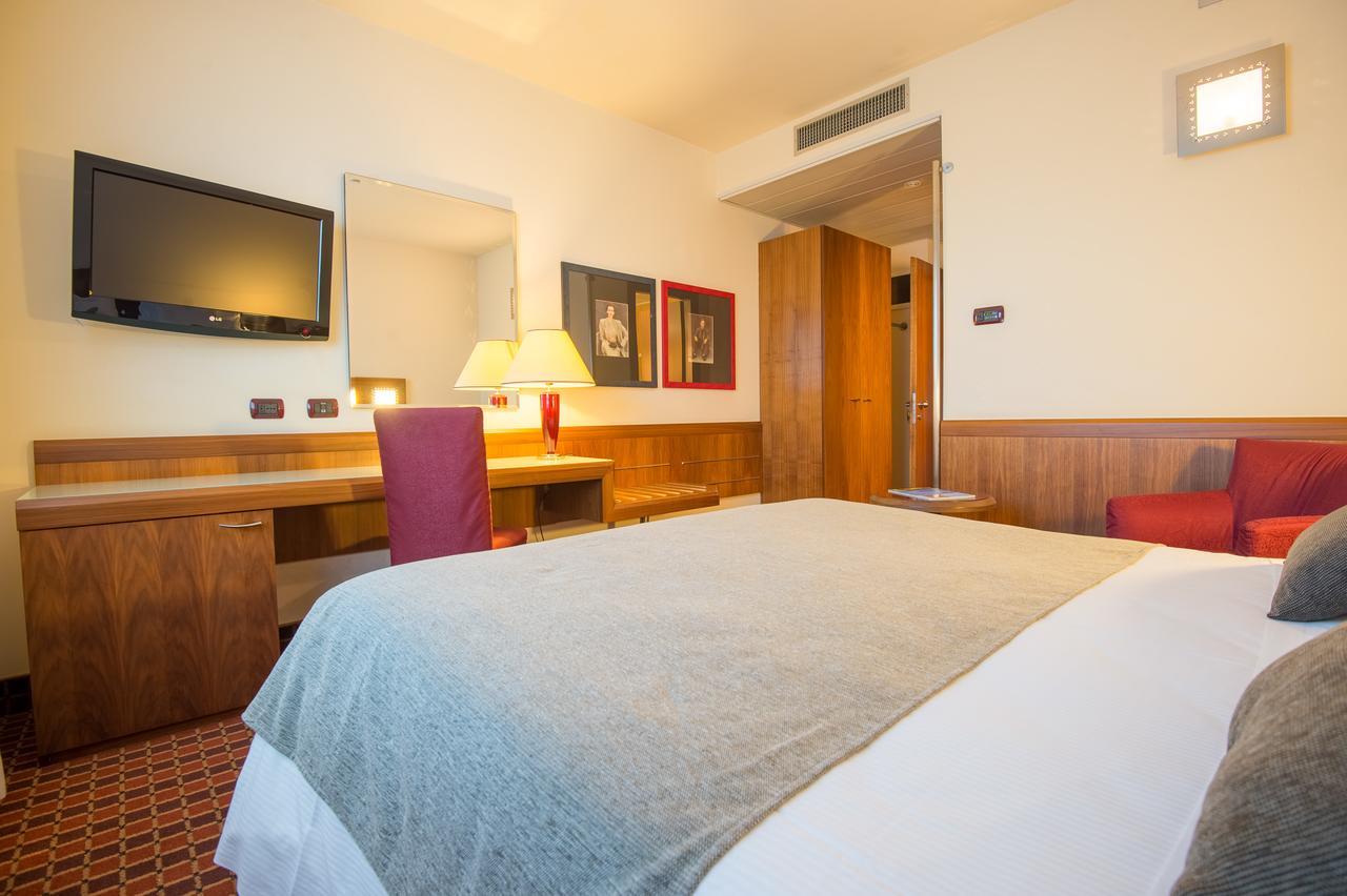 First Hotel Malpensa Case Nuove  Exterior photo