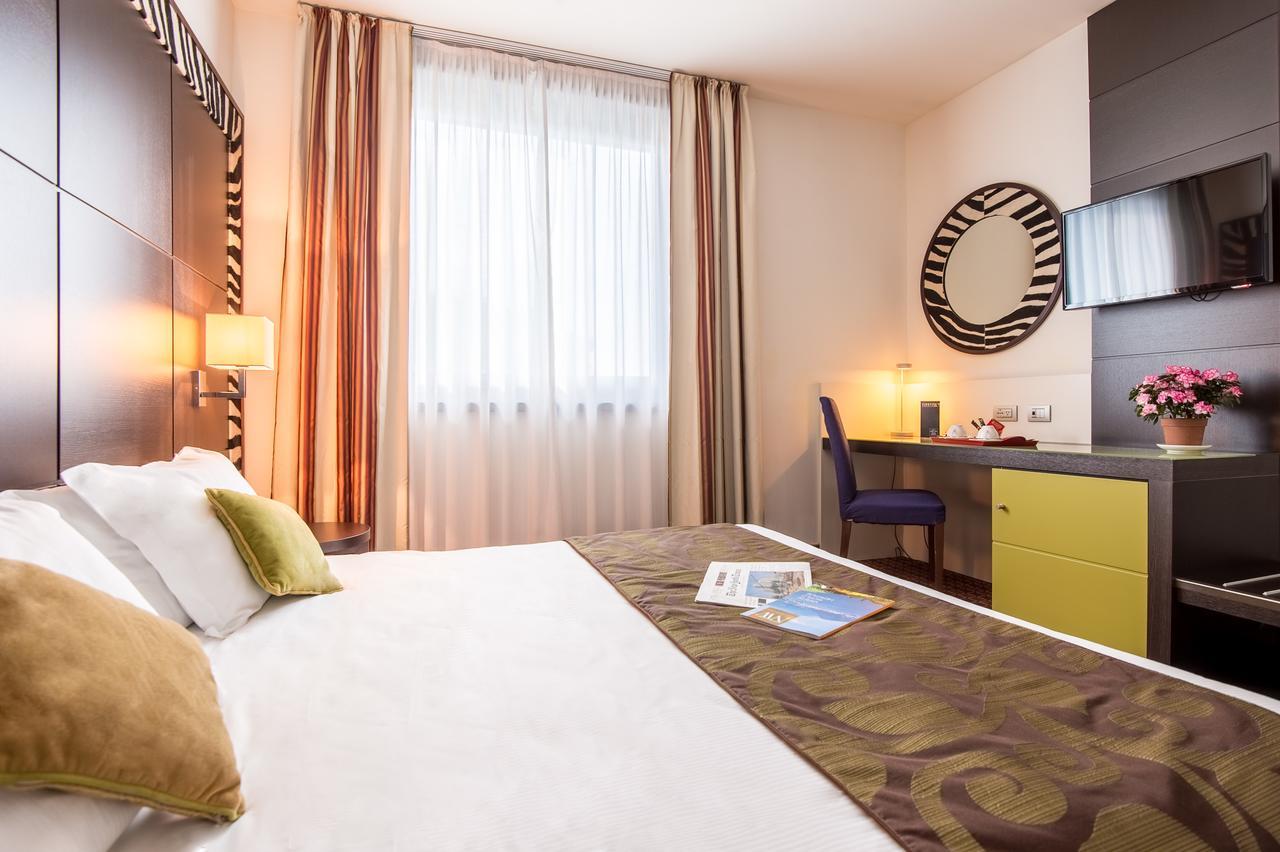 First Hotel Malpensa Case Nuove  Exterior photo