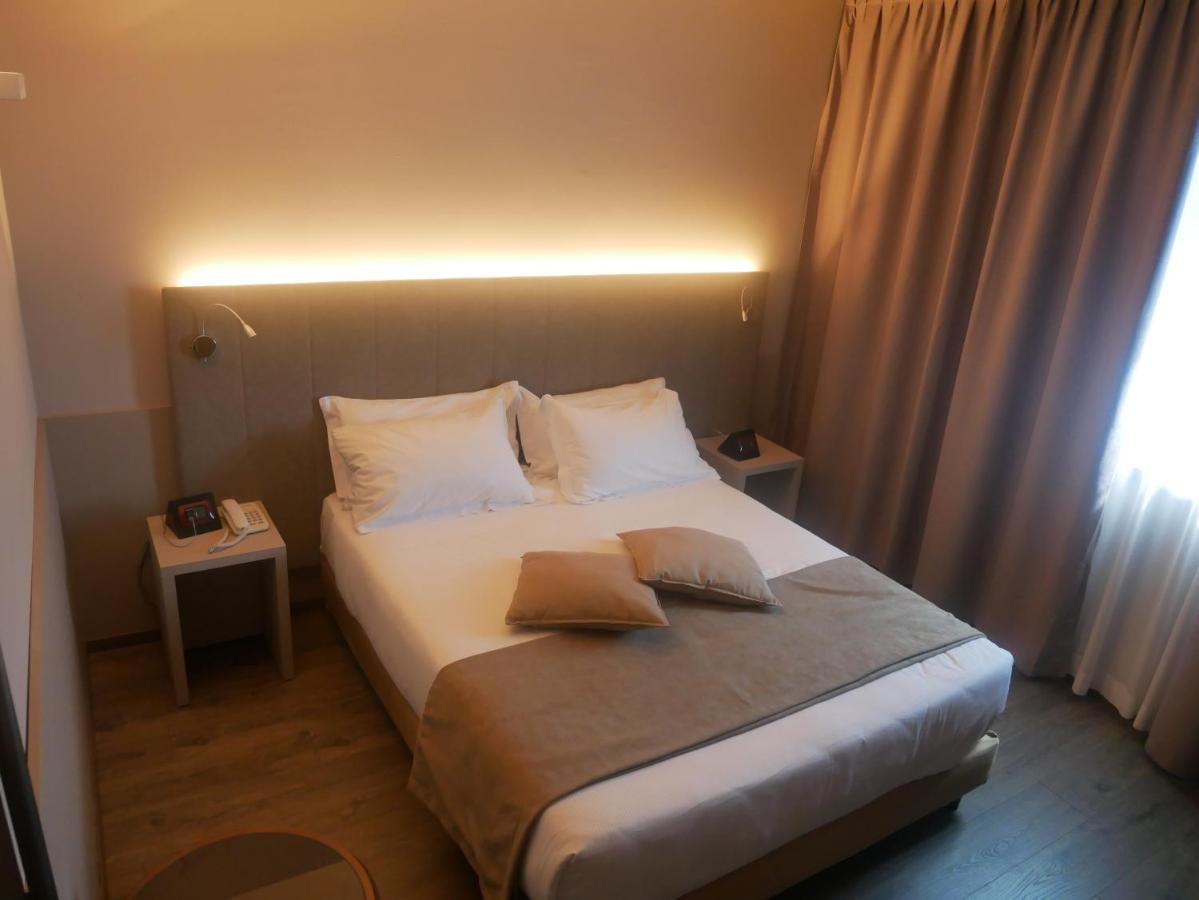 First Hotel Malpensa Case Nuove  Exterior photo